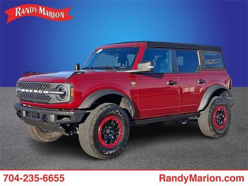 Used 2021 Ford Bronco Badlands image 1