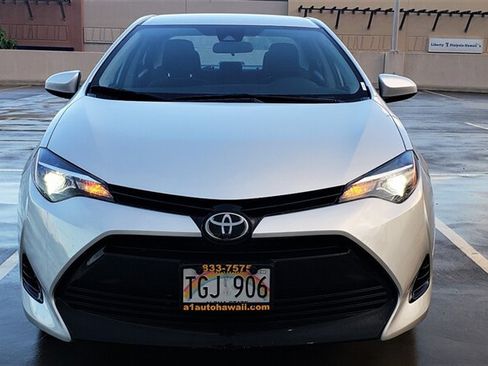 Used 2018 Toyota Corolla LE FWD image 7