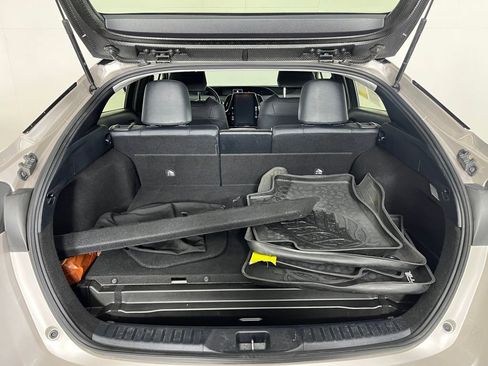 Used 2017 Toyota Prius Prime Premium image 22