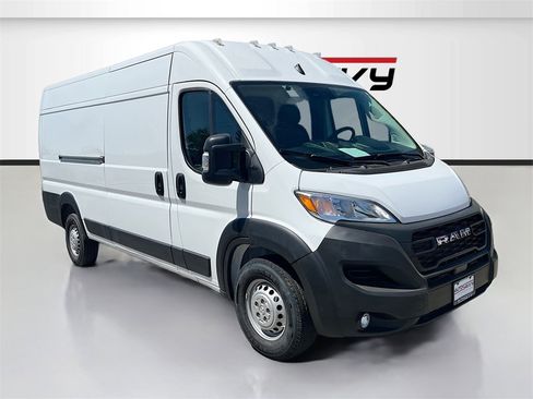 Used 2024 RAM ProMaster 3500 w/ Convenience Group image 1