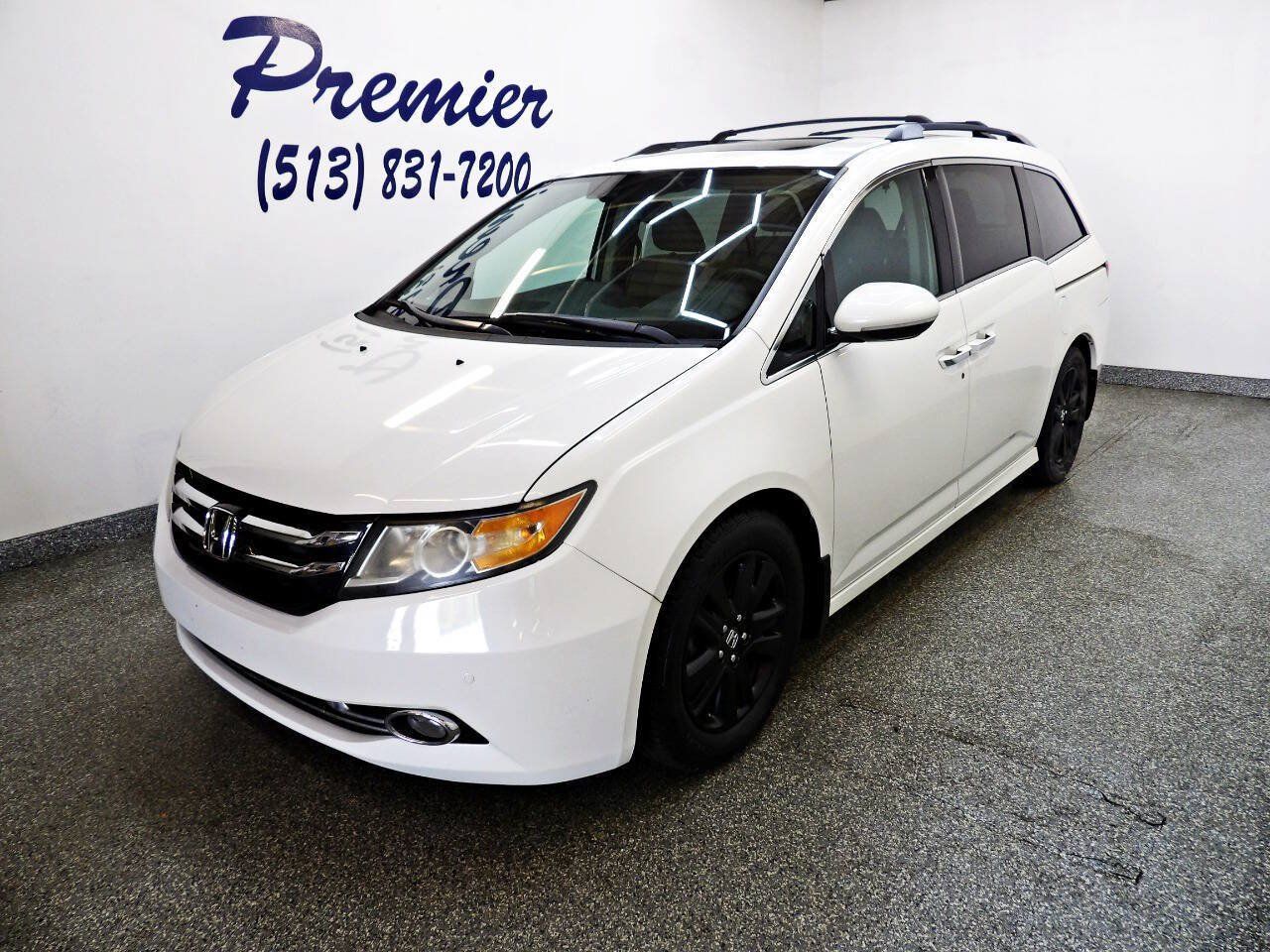 Used 2015 Honda Odyssey Touring image 1