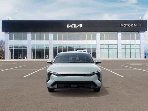 New 2026 Kia K4 LXS image 2