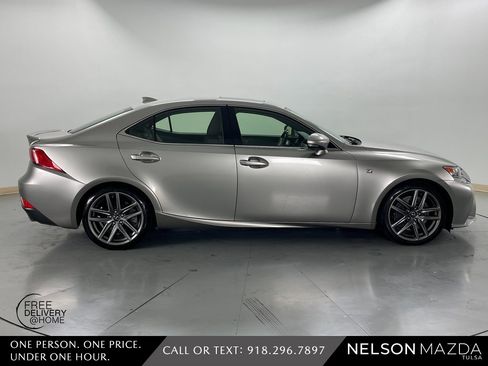 Used 2016 Lexus IS 200t image 5