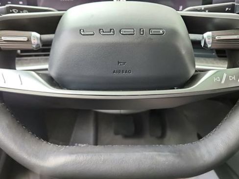 Used 2024 Lucid Air Touring image 39