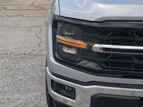 New 2026 Ford F150 XLT w/ Equipment Group 302A MID RWD image 8