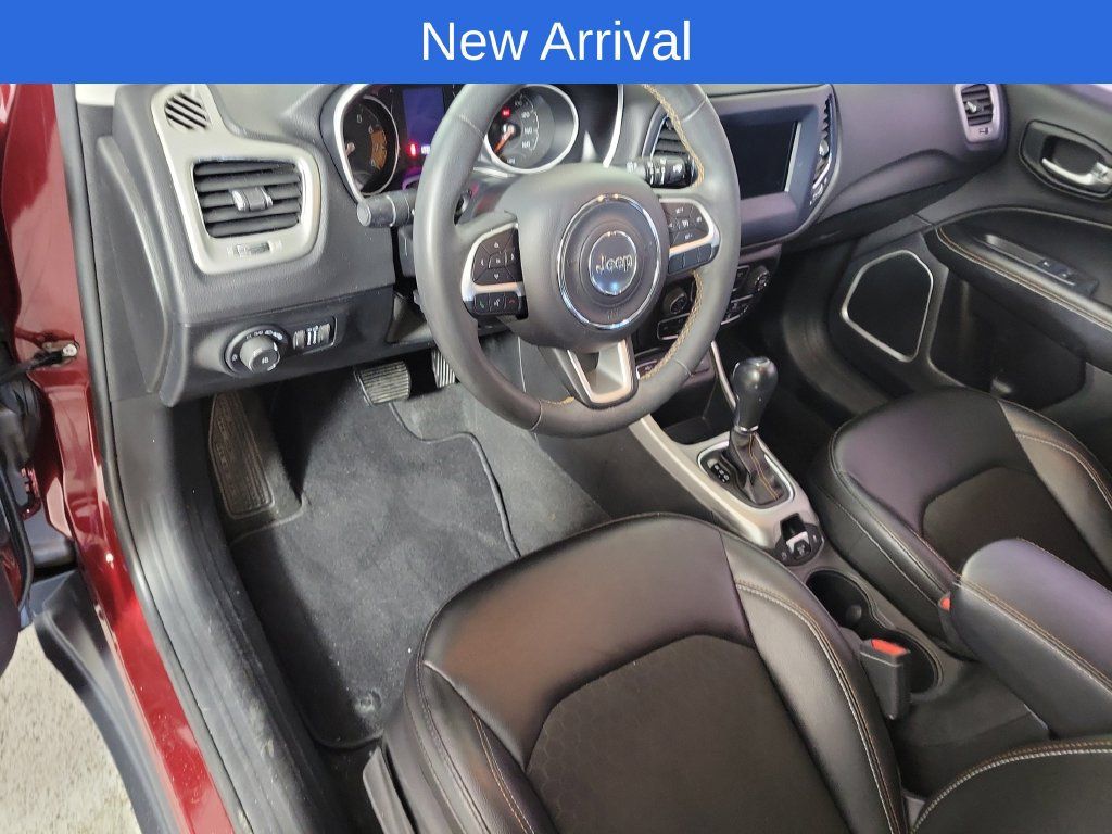 Used 2021 Jeep Compass Latitude FWD image 11