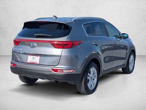 Used 2018 Kia Sportage LX w/ LX Technology Package FWD image 5