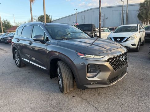 Used 2020 Hyundai Santa Fe Limited image 3