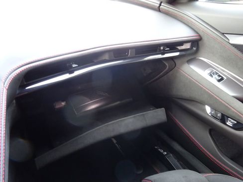 Used 2024 Chevrolet Corvette Z06 RWD image 23