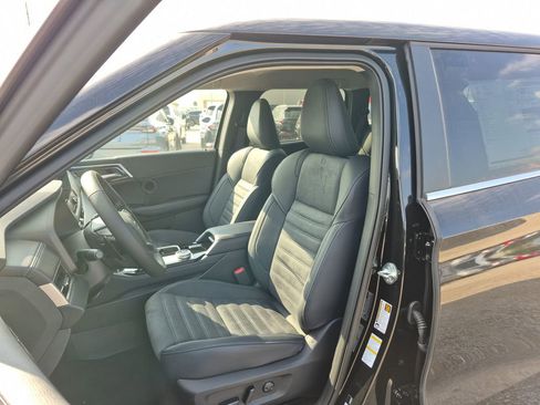 New 2026 Mitsubishi Outlander SE FWD image 33