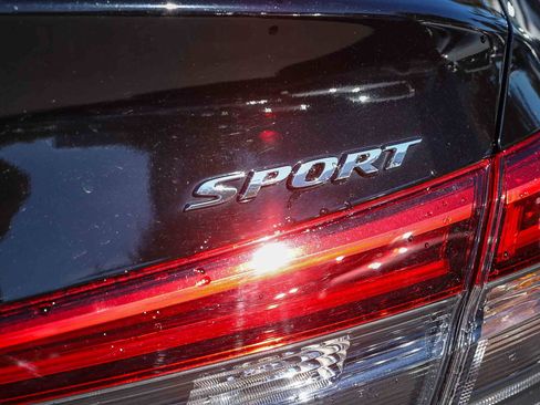 Certified 2023 Honda Civic Sport image 11