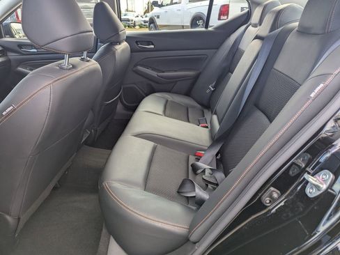 Used 2022 Nissan Altima 2.5 SR image 17