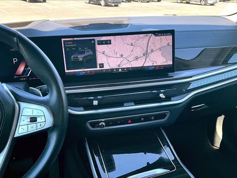 Certified 2024 BMW X7 xDrive40i AWD/4WD image 7