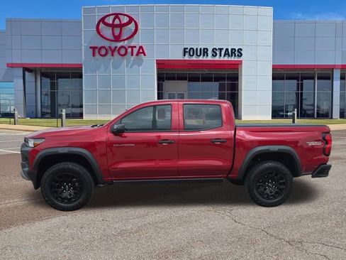 Used 2025 Chevrolet Colorado Trail Boss AWD/4WD image 1