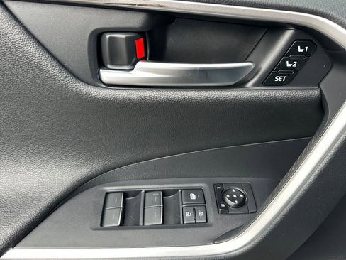 Used 2024 Toyota RAV4 XSE w/ Advanced Technology Package image 11