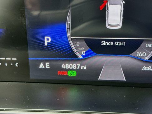 Used 2025 Volkswagen Jetta SE FWD image 19