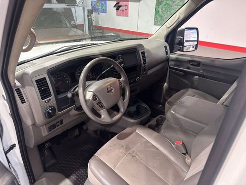 Used 2020 Nissan NV 2500 SV RWD image 90