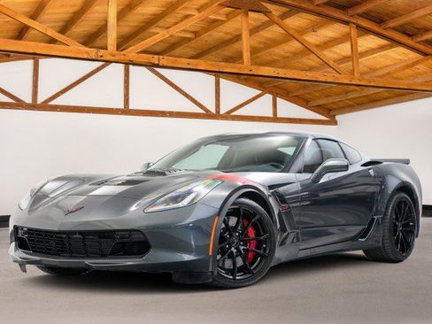 Used 2017 Chevrolet Corvette Grand Sport image 1