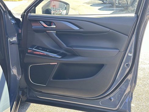 Certified 2023 MAZDA CX-9 Carbon Edition image 12