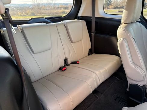 Used 2014 MAZDA MAZDA5 Grand Touring image 13