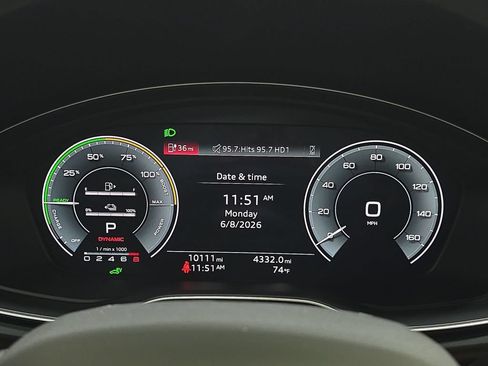 Certified 2024 Audi Q5 e Premium Plus w/ Premium Plus Package AWD/4WD image 21
