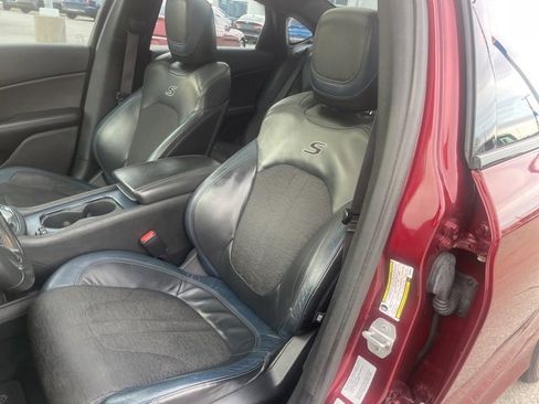 Used 2015 Chrysler 200 S w/ Navigation & Sound Group I image 19