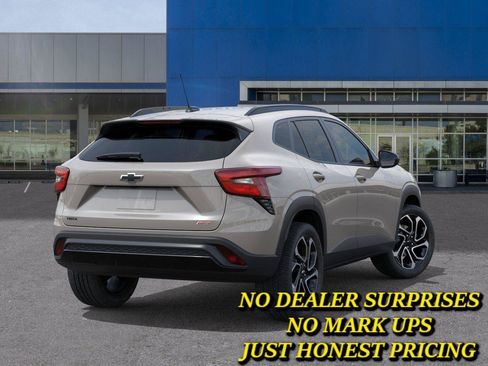 New 2026 Chevrolet Trax RS w/ Driver Confidence Package FWD image 4