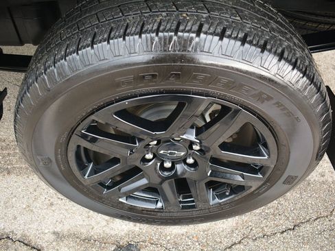 Used 2023 Chevrolet Silverado 1500 Custom image 23