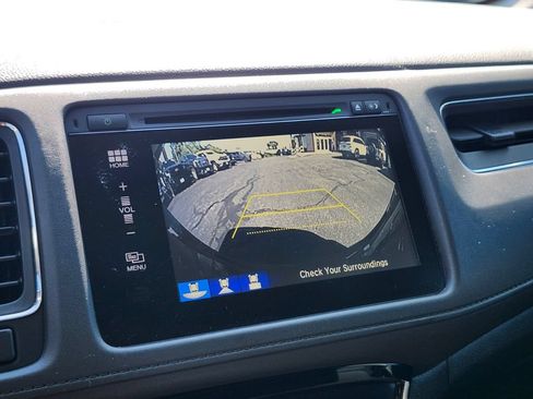 Used 2018 Honda HR-V EX image 22