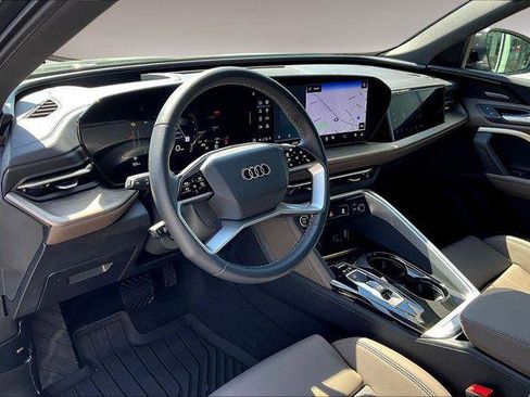 Used 2025 Audi Q5 Prestige AWD/4WD image 17
