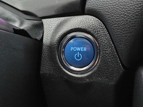 Used 2019 Toyota RAV4 XLE image 35