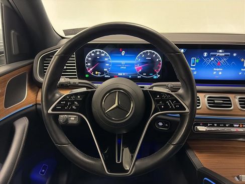 Certified 2025 Mercedes-Benz GLE 450 4MATIC image 21