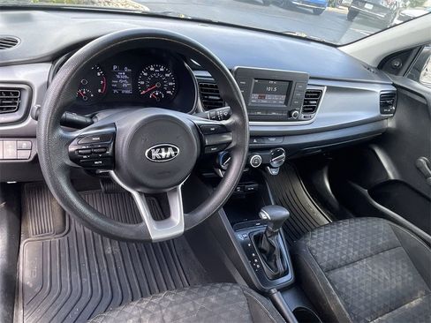 Used 2018 Kia Rio LX image 10