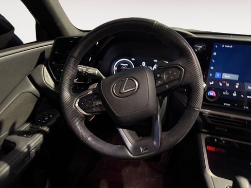 Used 2024 Lexus TX 500h AWD image 12