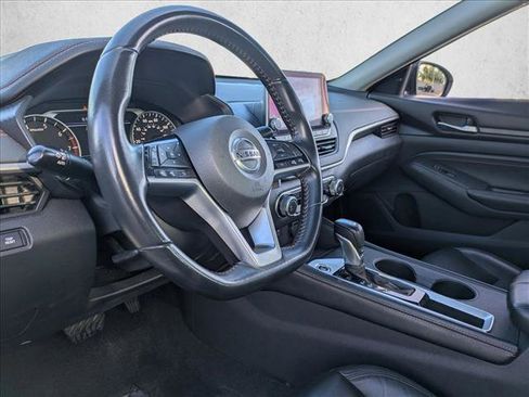 Used 2021 Nissan Altima 2.5 SR image 9