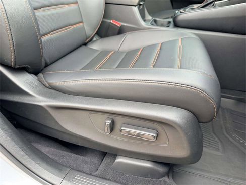 Used 2023 Honda CR-V Sport Touring image 12