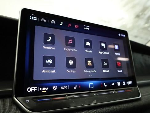 New 2026 Volkswagen Tiguan S AWD/4WD image 17