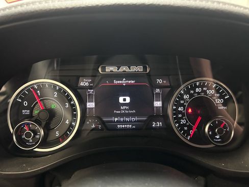 Used 2022 RAM 1500 Laramie w/ Sport Appearance Package AWD/4WD image 12