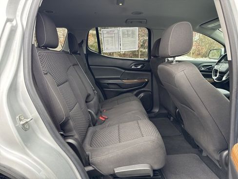 Used 2018 GMC Acadia SLE image 22