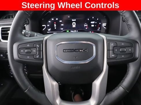 Used 2024 GMC Yukon Denali AWD/4WD image 23