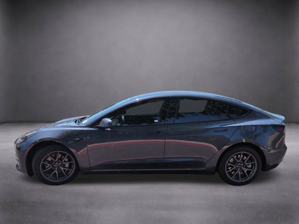 Used 2022 Tesla Model 3 Long Range AWD/4WD image 6