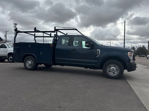 Used 2020 Ford F250 XL w/ Power Equipment Group image 3