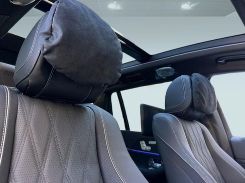 New 2026 Mercedes-Benz Maybach GLS 600 Maybach  600 image 14