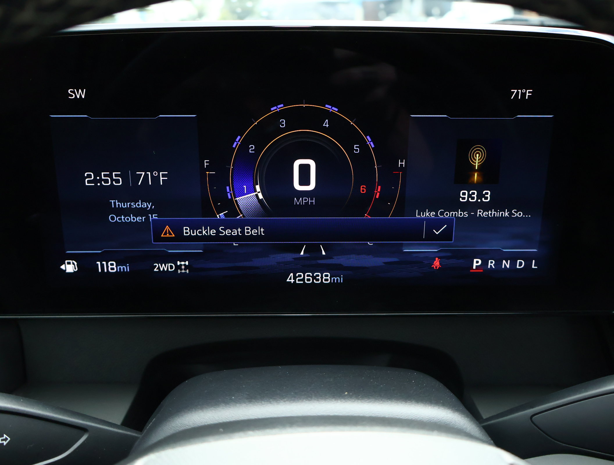 Used 2025 Chevrolet Traverse LT AWD/4WD image 17