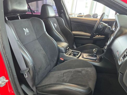 Used 2023 Dodge Charger Scat Pack w/ Dynamics Package RWD image 32