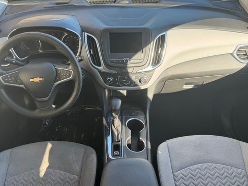 Used 2022 Chevrolet Equinox LT image 14