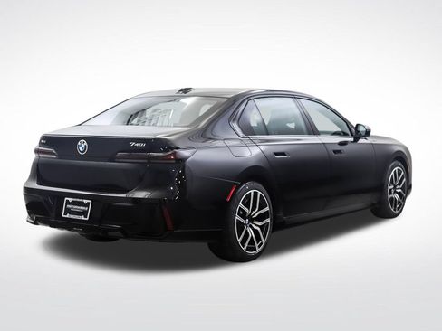 New 2026 BMW 740i xDrive AWD/4WD image 5