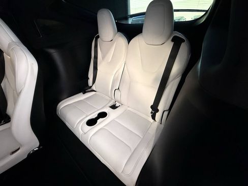 Used 2020 Tesla Model X Performance AWD/4WD image 29