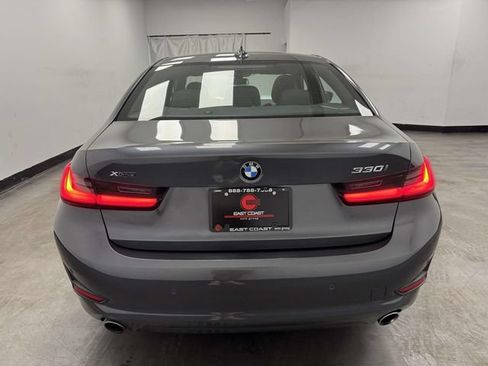 Used 2019 BMW 330i xDrive Sedan w/ Premium Package AWD/4WD image 9