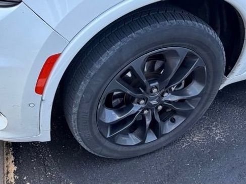 Used 2021 Dodge Durango R/T w/ Technology Group AWD/4WD image 11